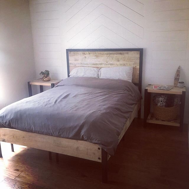 Guest bed room set with black steel and rough cut wood. End tables to match. This is a queen bed but we can do any size! .
.
.
.
.
#design #construction #carpentry #wood #woodworking #steel #bed #reclaimedwood #furniture #architecture