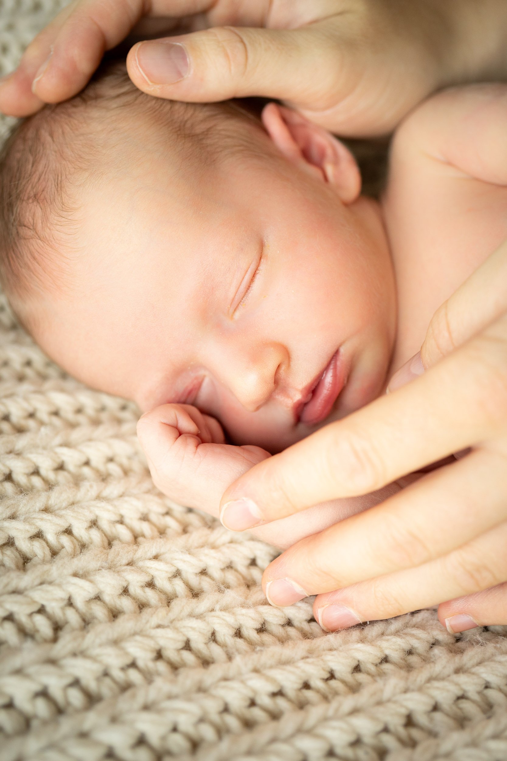 Babyfotografie Oldenburg - natürliche Babyfotografie