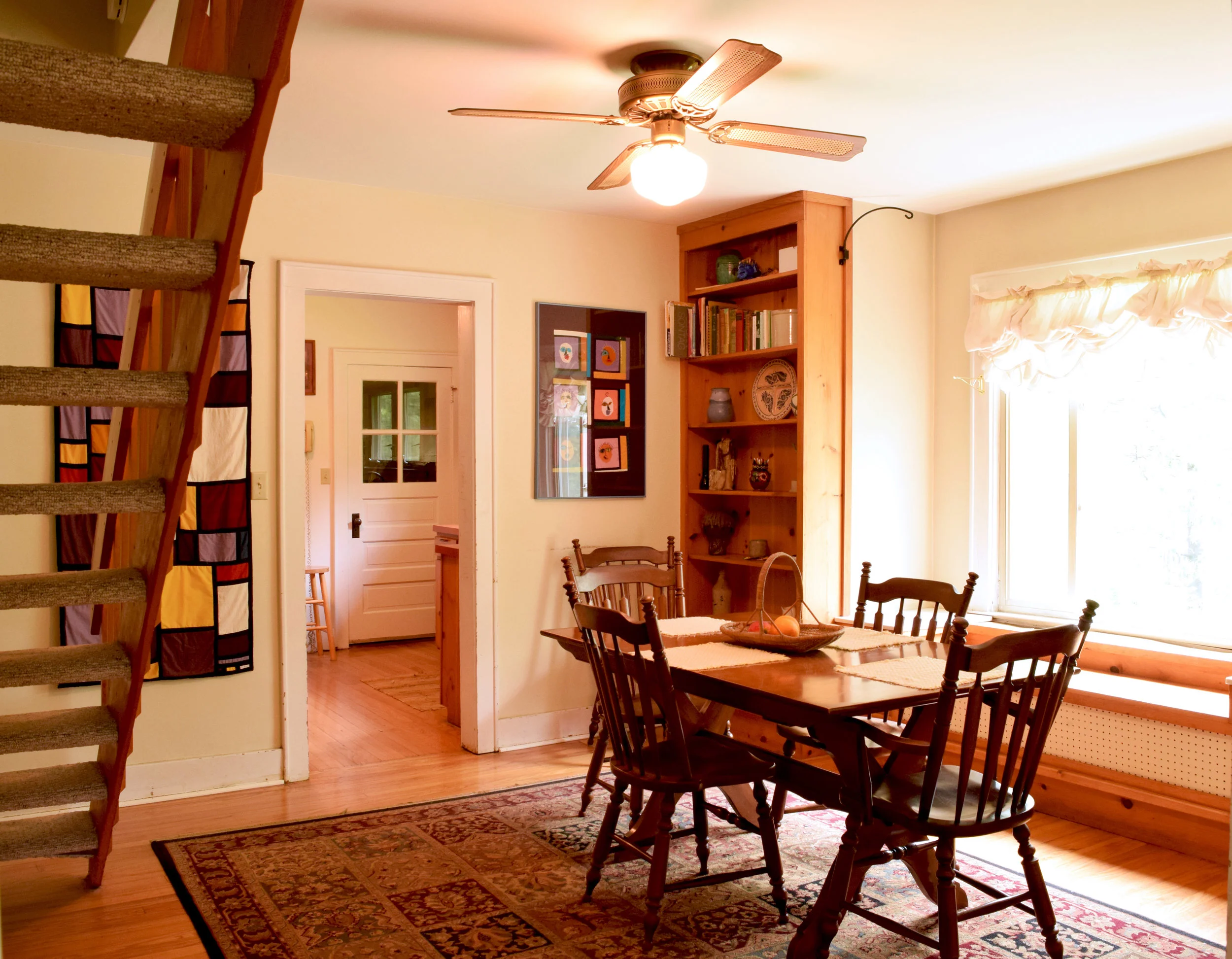 diningroom.jpg
