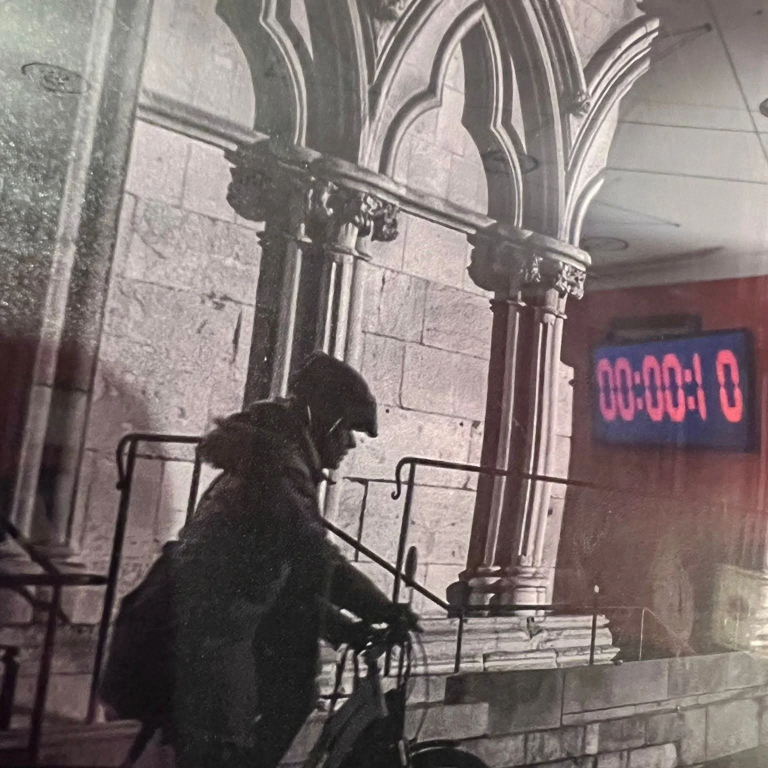 The weekend is here!

Do something a bit different this weekend, and put your wits to the test in one of immersive escape rooms!

Think you've got what it takes!?

Book here and find out
https://canyouescapeyork.resova.co.uk/items/availability