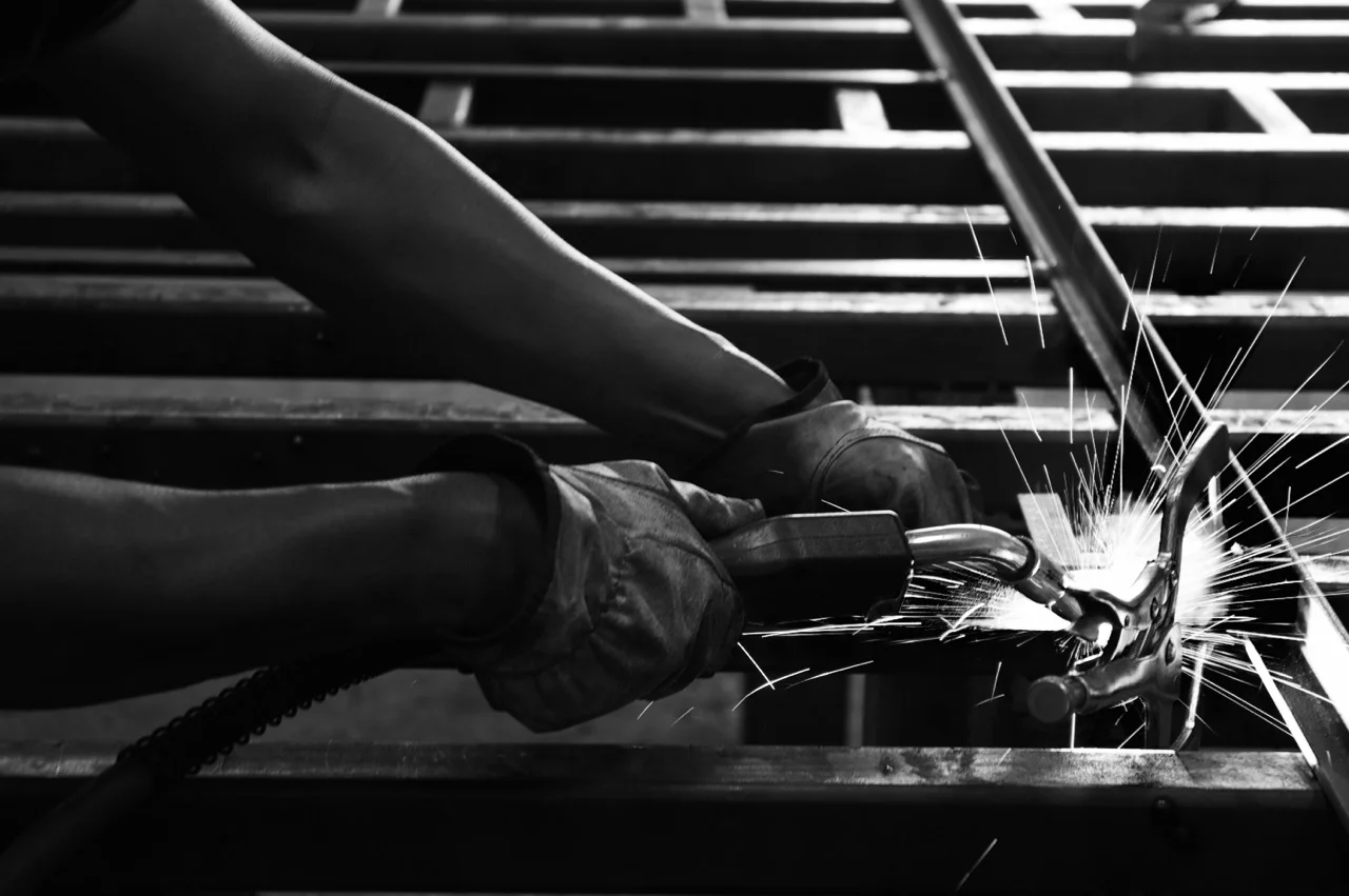 AD_weld_BW.jpg