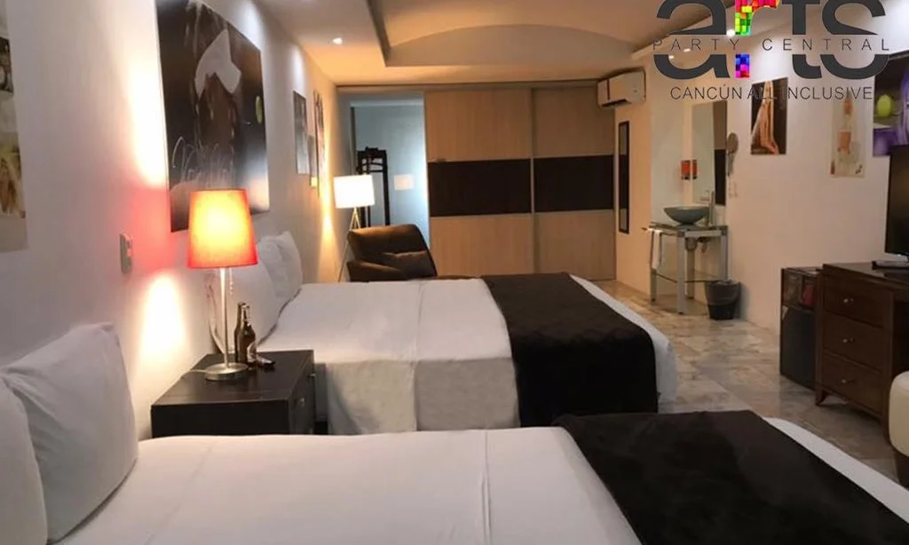 Cancun 1.jpg