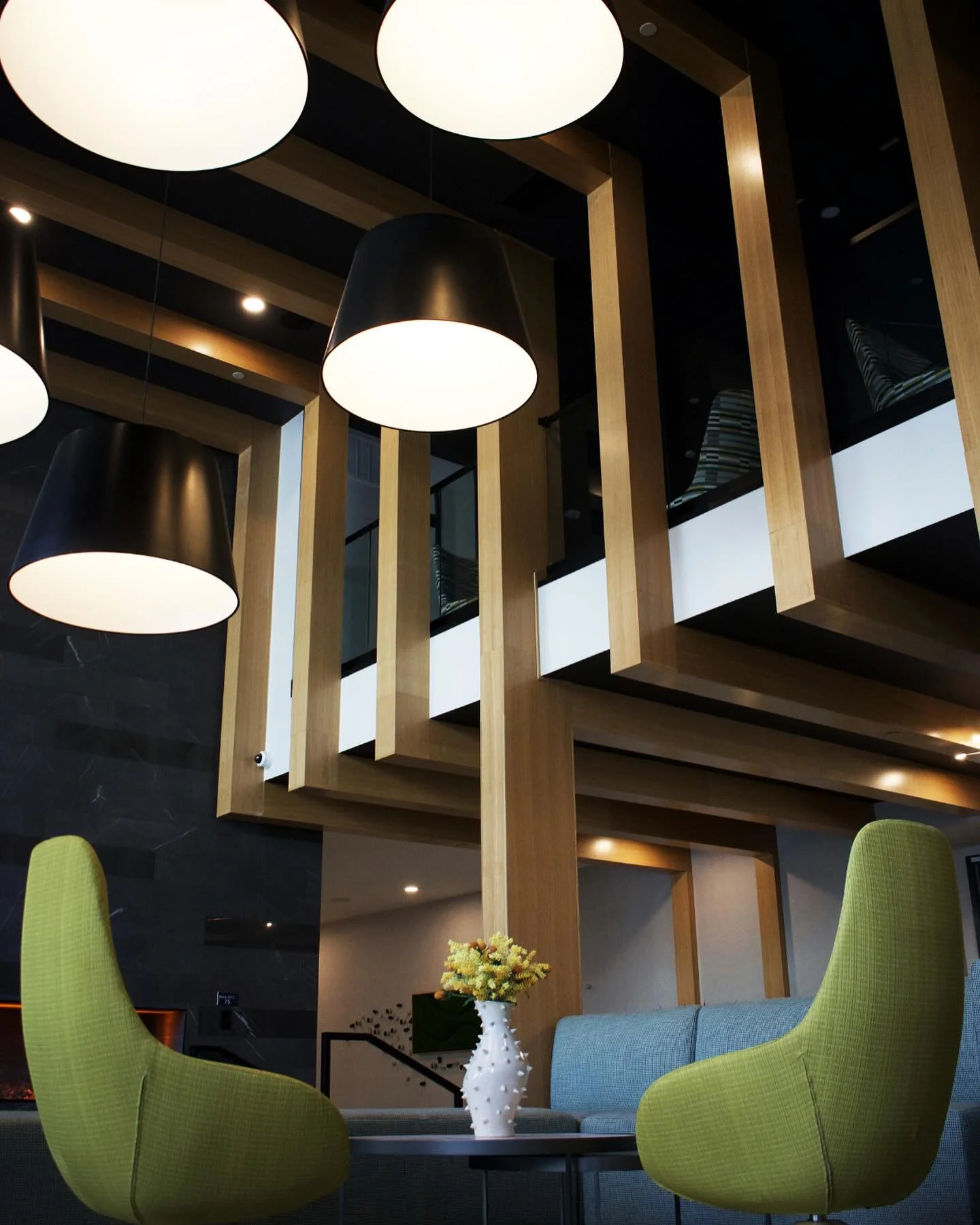 The Bel-Aire lobby &mdash; sleek, open, and full of details we loved designing, from the wood and metal finishes to the slat wall feature.

In collaboration with @studio10interiors 

#fabrication #ModernDesign #AmenityDesign #Architecture #DesignInsp