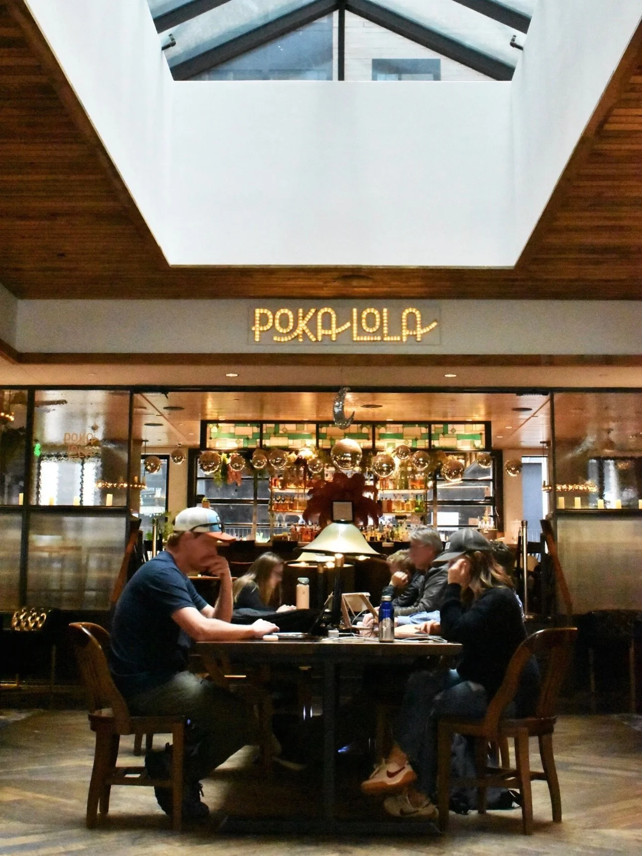 Designed to bring people together. This custom-built table at The Maven Hotel is all about collaboration, conversation, and shared moments in the heart of Denver. Built with community in mind 🤝
#CustomMillwork #DesignBuild #CollaborativeDesign #Denv