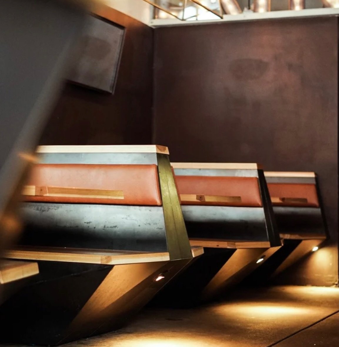 Still a fan fav👏

We partnered on a multi-phase renovation to elevate this longtime Denver favorite &mdash; blending charred wood, reclaimed materials, custom seating, and a statement bar to create something that feels both fresh and familiar.

#Par