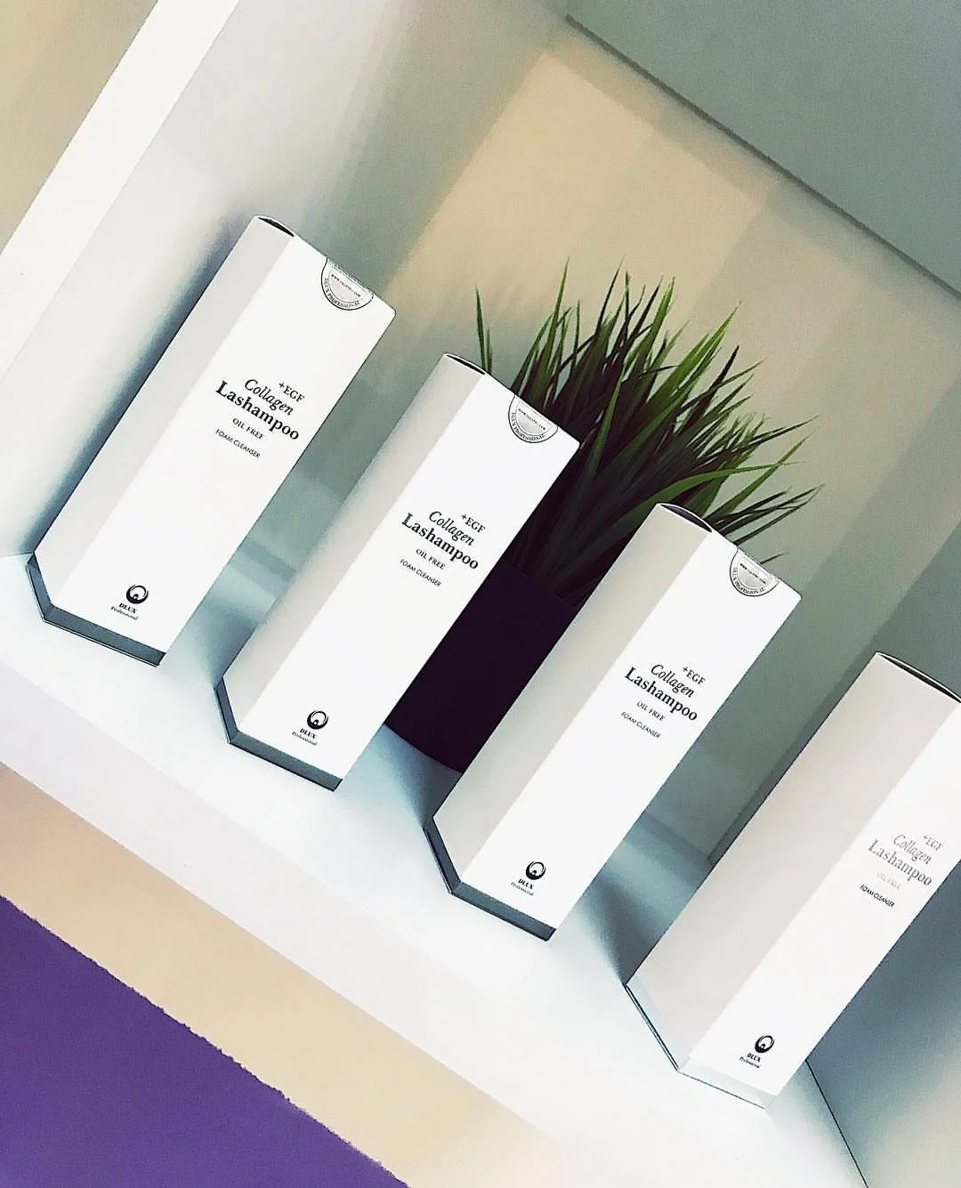 Lash retail products