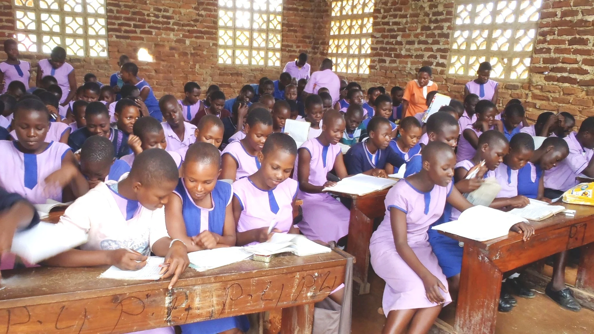 children%2Bin%2Bschool.jpg