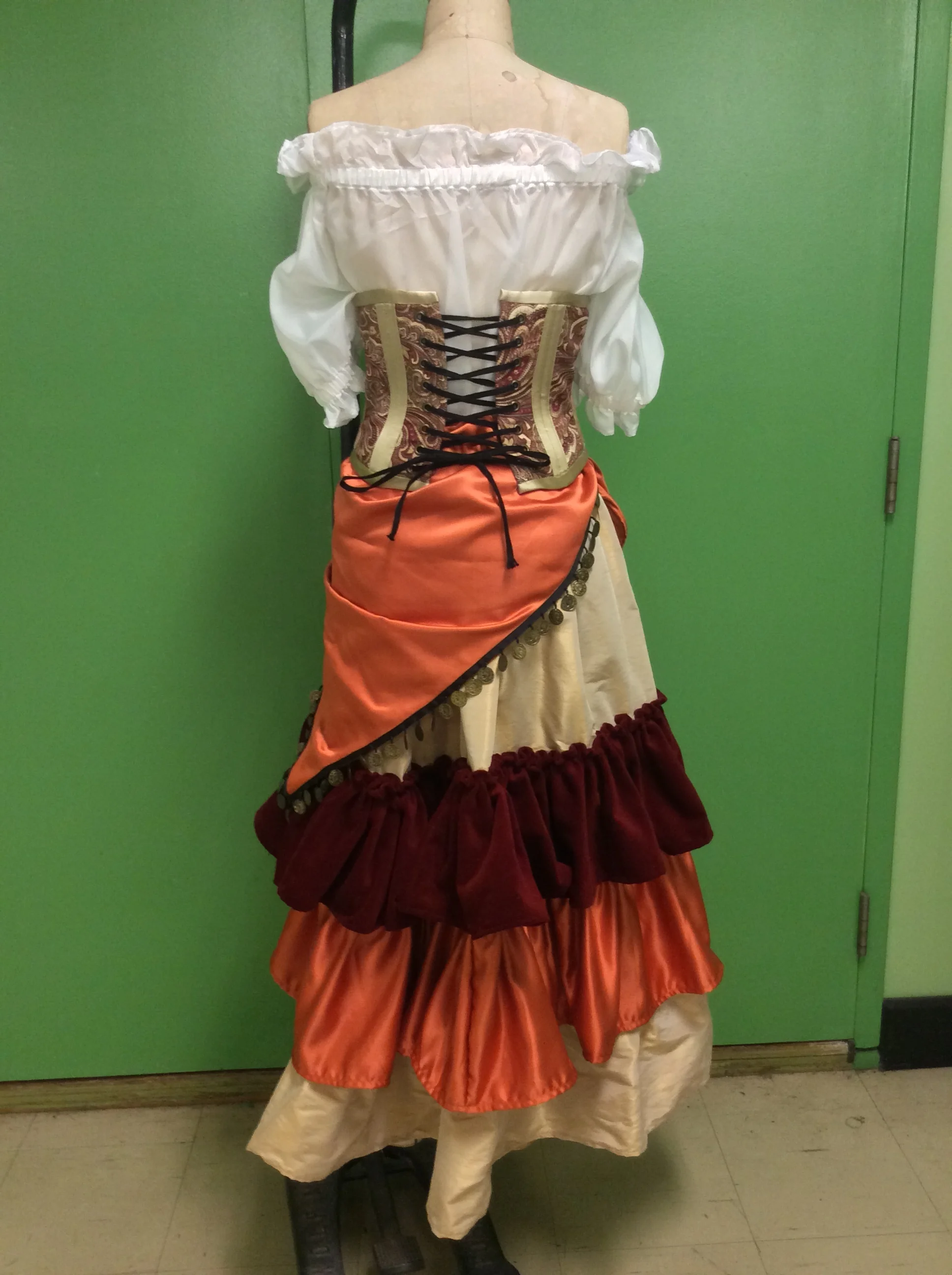 Fourtune Teller (Campy Spooky - Spirit Manor)