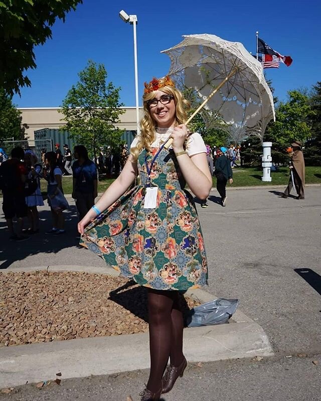 Sunday is always Lolita Fashion day at Anime North so here's a bunch of my lolita coords from AN throughout the years (Some are better than others as I got more into the fashion idk what I was thinking about with that bolero in the last photo)

#loli