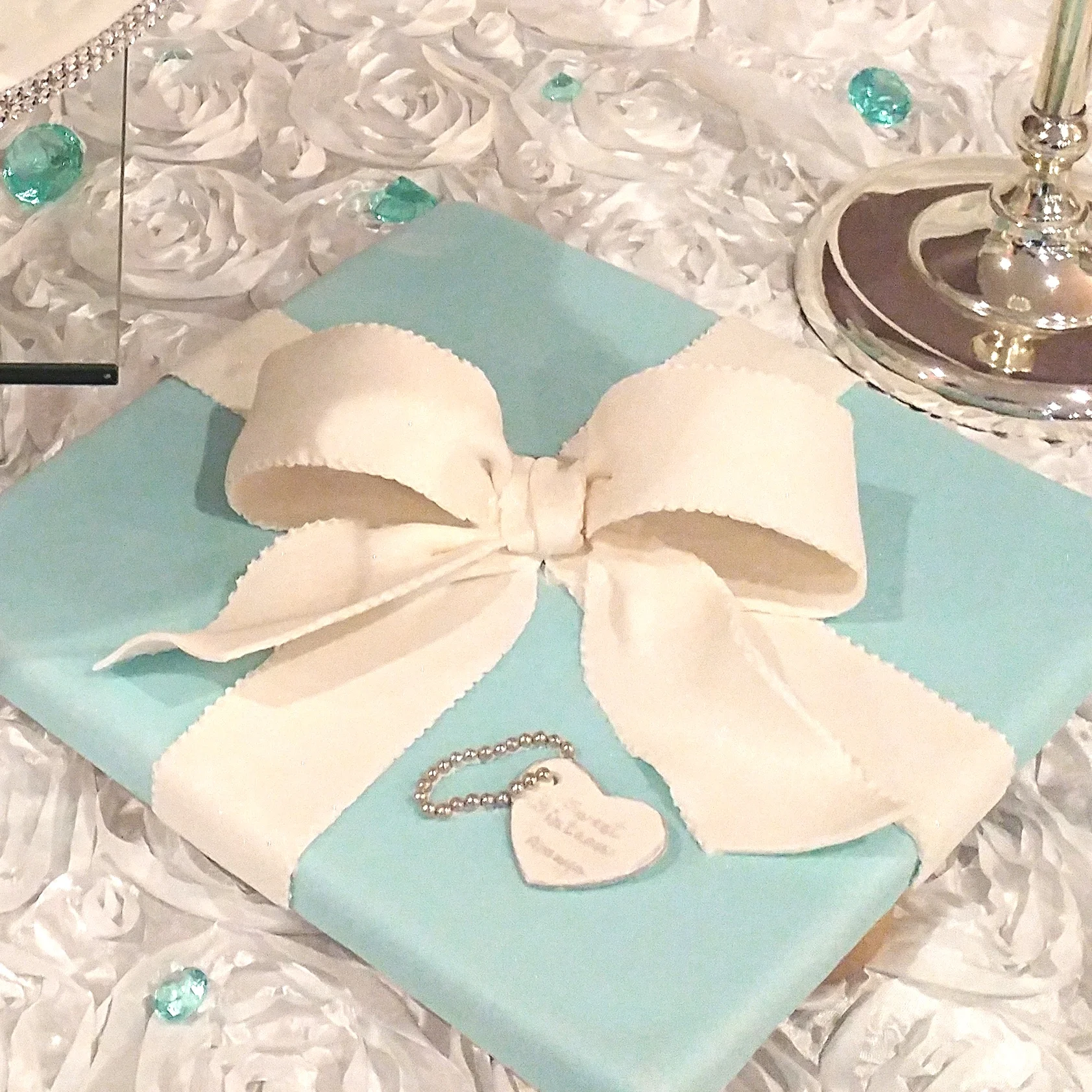 AltheasClass-cakedecorating.jpg