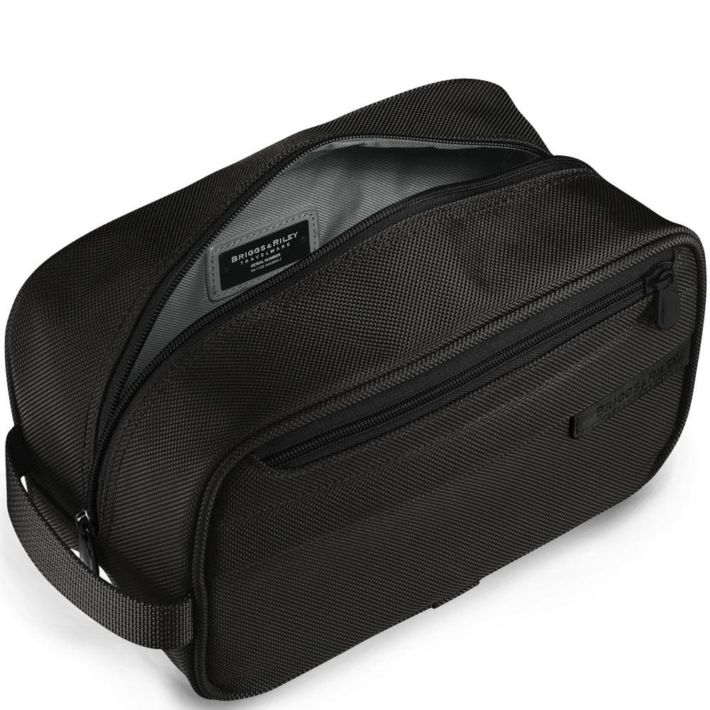 riggs & Riley Baseline Classic Toiletry Kit interior