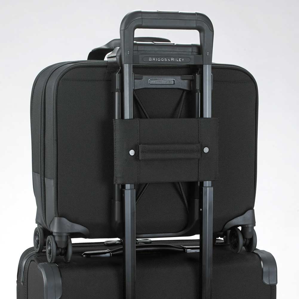 KR420SP-4f_mgm_briggs_riley_medium_spinner_brief5.jpg