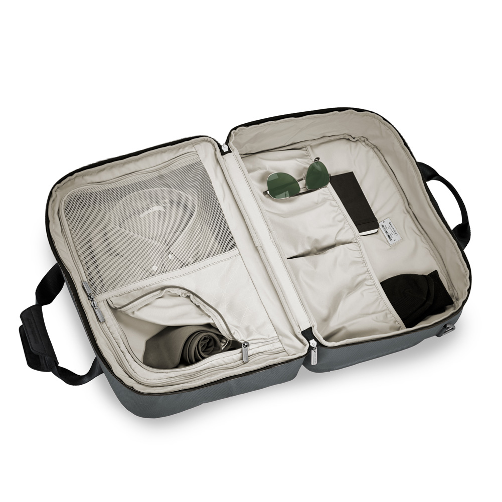 Greay opens flat Clamshell Cabin Bag