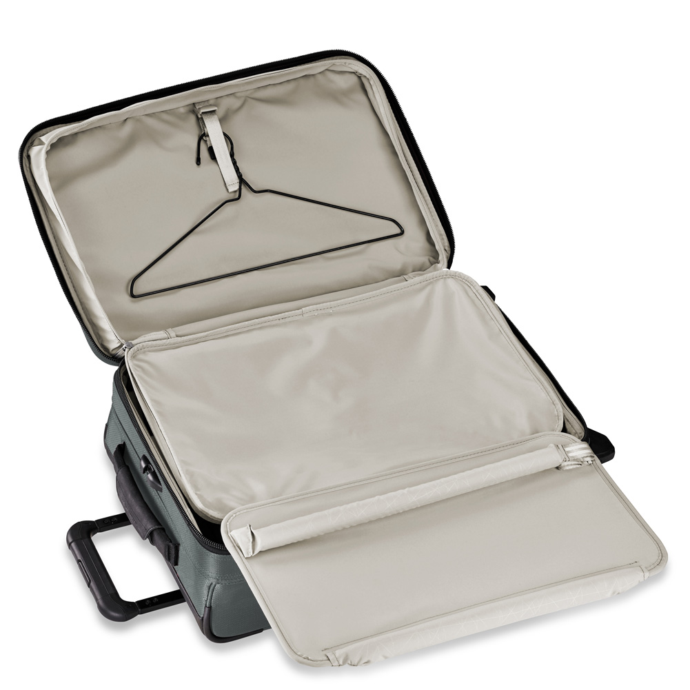 TU422VX-8f-(1)briggs_riley_tall_carryon_Expandable_upright_two_wheel_transcend13.jpg