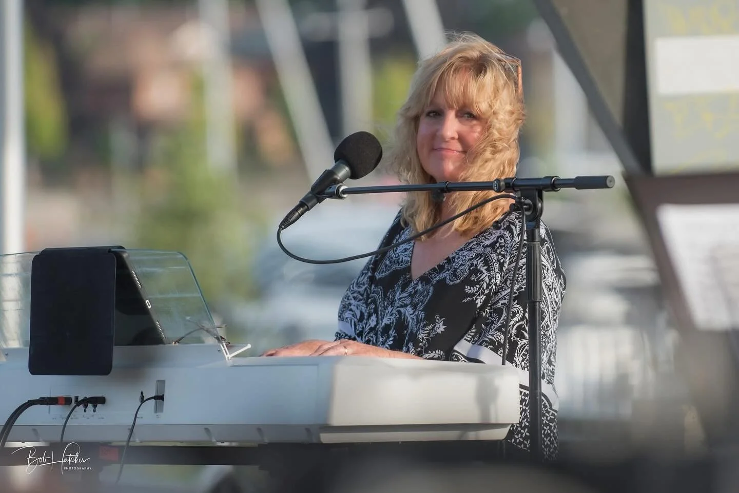 Thanks for this photo Bob Hatcher in spite of the extreme heat and crazy wind that evening, you always manage to bring out the best in everyone. #singersongwriter #yamahakeyboard #hamiltonmusicscene