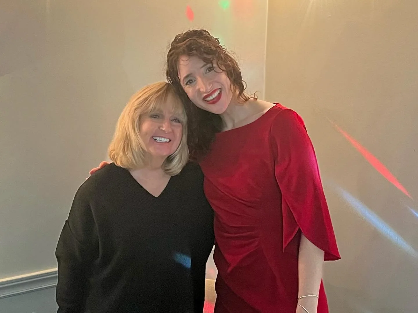 This the season for Christmas parties🎄Lovely to work with you Heather Christine🎤🎶🎹#christmasseason #femalemusicians #joyoftheseason