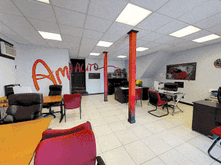 American Auto - SHORT INTRO - 320x240 GIF.gif