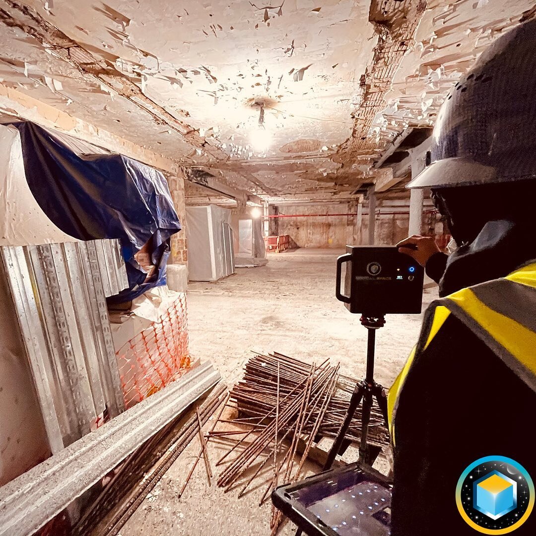 Construction sites, we&rsquo;ve got you covered 👍👷Our technology captures a space in great detail. As if your walking through a video game. 3D Virtual Reality is the future. Call today for a free quote. 212-991-8679 🤳 
.
.
.
.
#nyccommercialreales