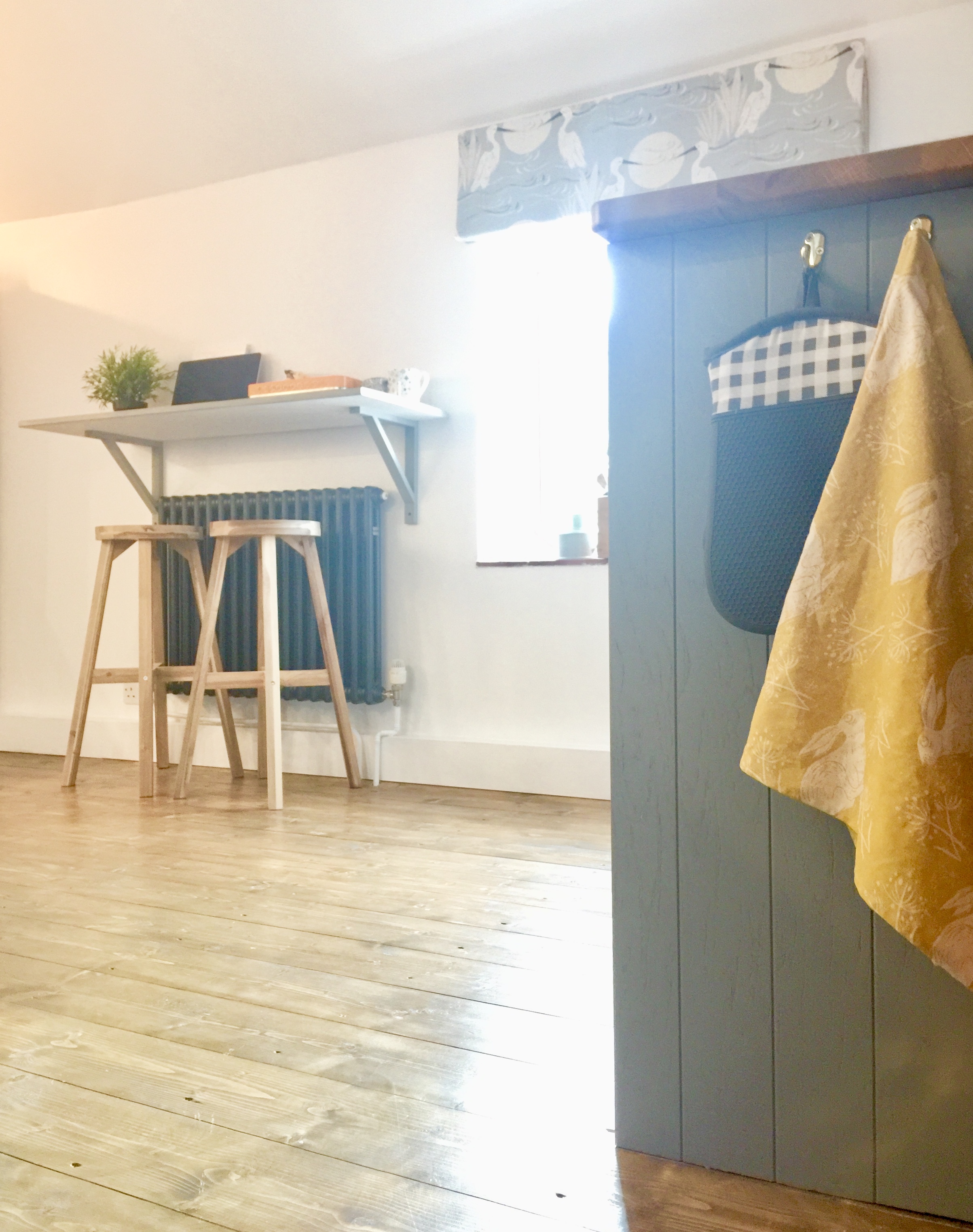 Breakfast bar