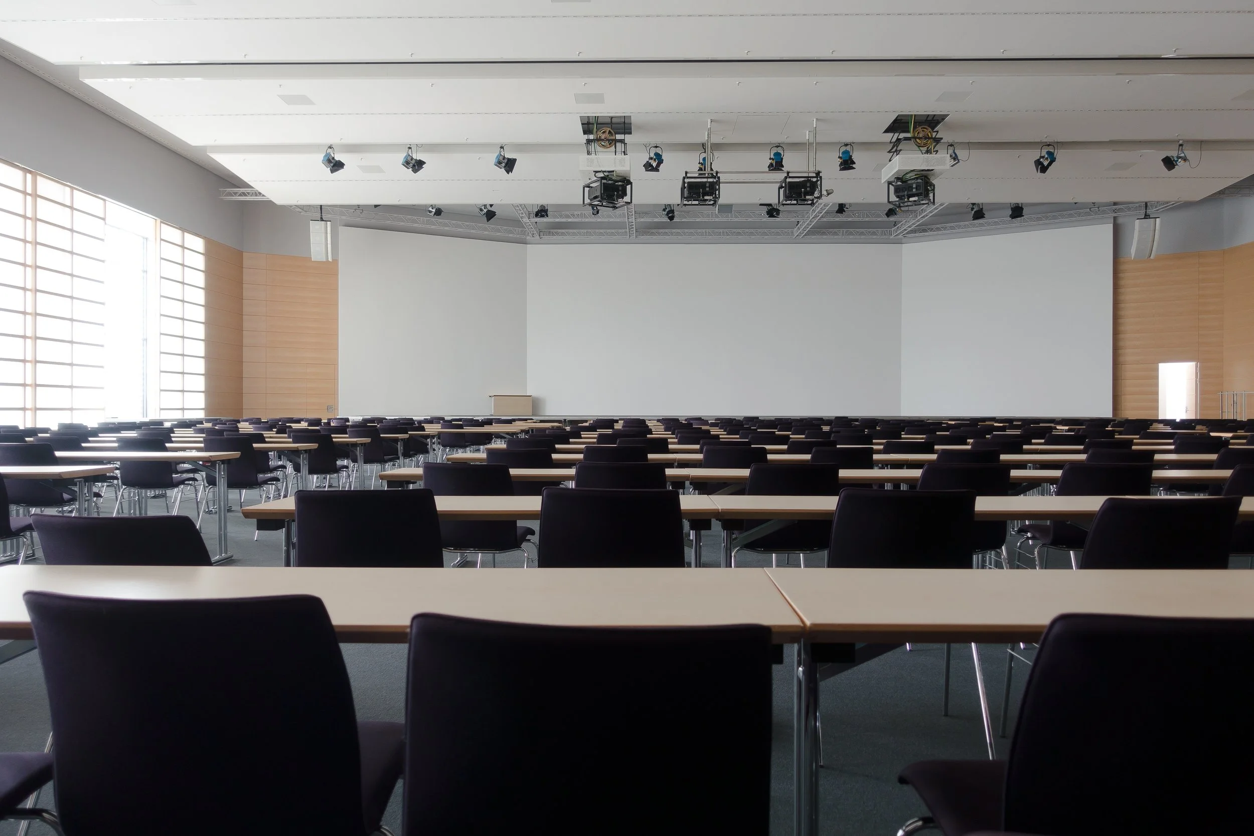 architecture-auditorium-building-159213.jpg