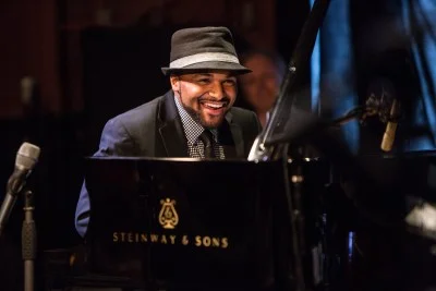 Philly Life and Culture Raves about Sullivan Fortner Concert