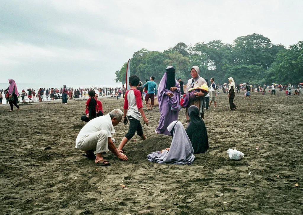 mizu-beach-family.jpg