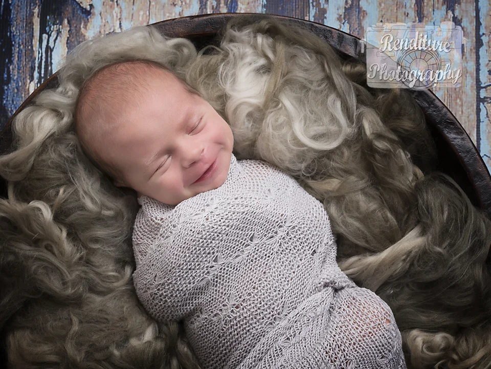 Saskatoon-Newborn-Family-Renditure-Baby-Photography-Photographer-Maternity-Pregnancy-Saskatchewan-301 FBR.jpg