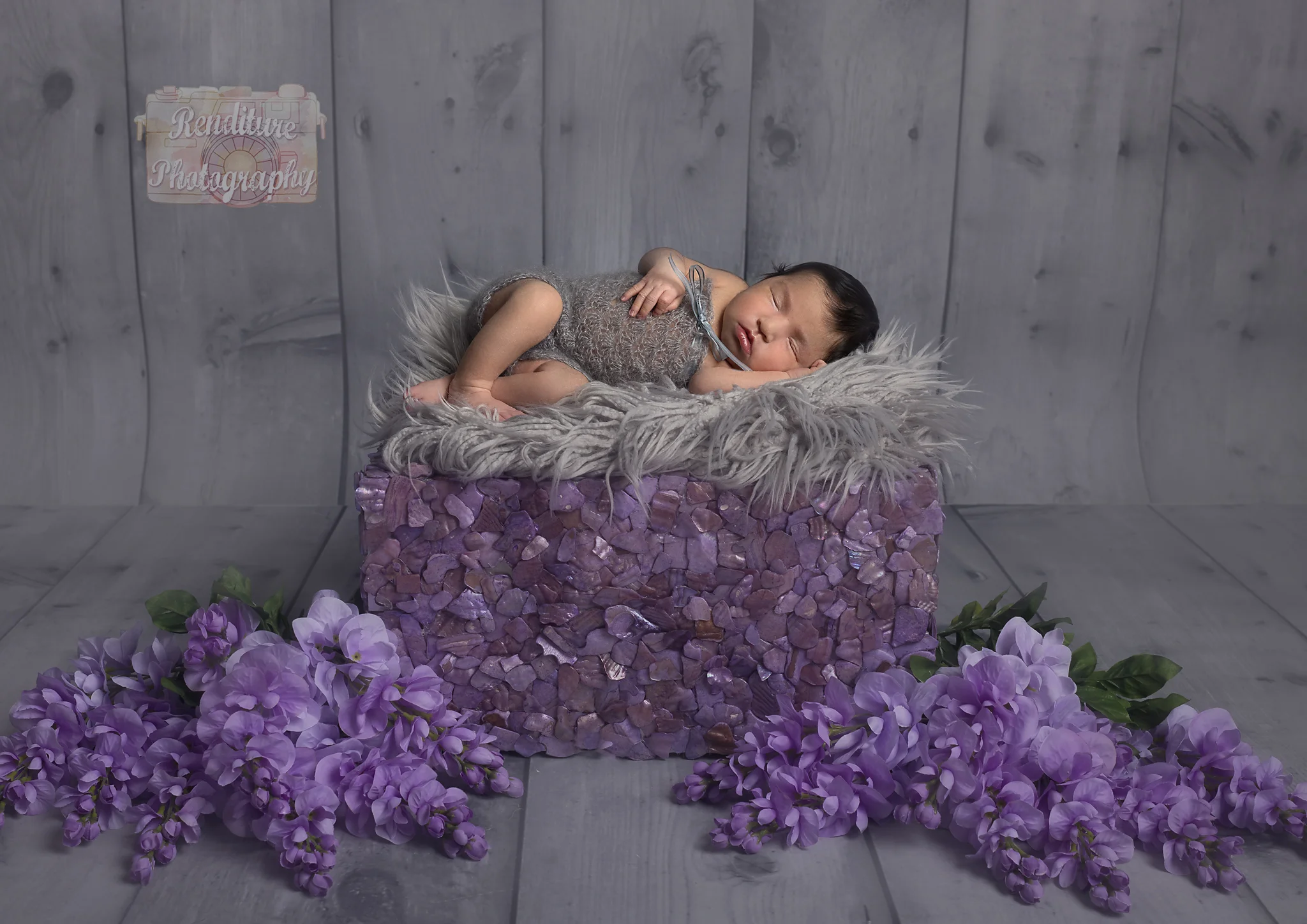 Saskatoon-Newborn-Family-Renditure-Photography-Photographer-Maternity-Pregnancy-Saskatchewan-Baby-607FBR.jpg