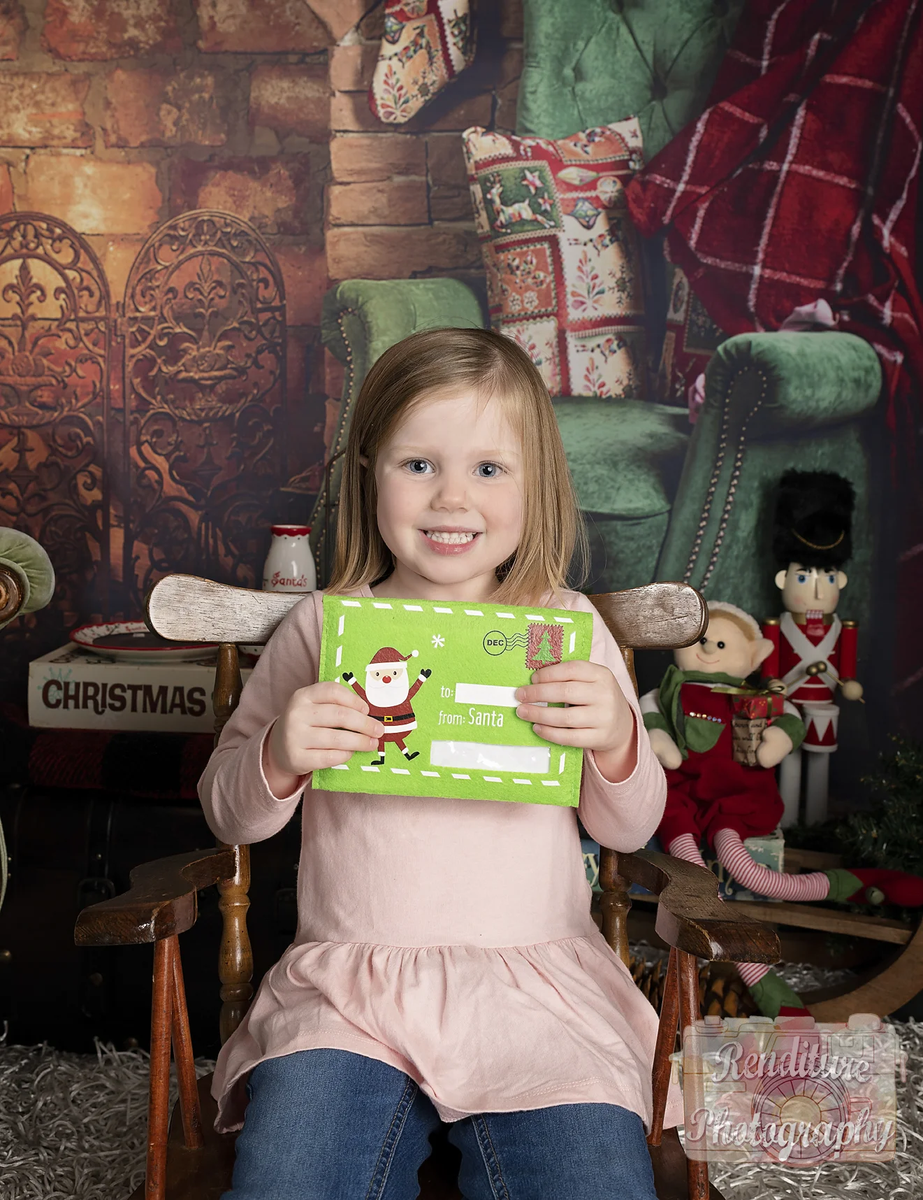 Saskatoon-Family-Renditure-Mini-Session-Photography-Photographer-Christmas-Holiday-Saskatchewan-477 FBR.jpg