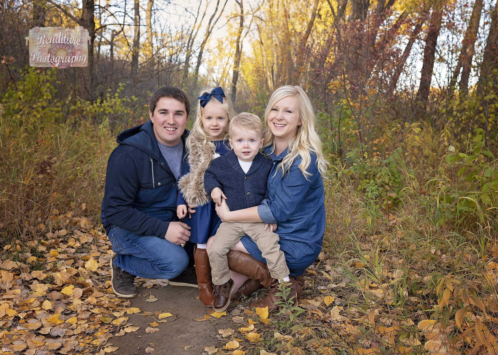 Saskatoon-YXE-Family-Renditure-Photography-Photographer-Fall-555FBR.jpg