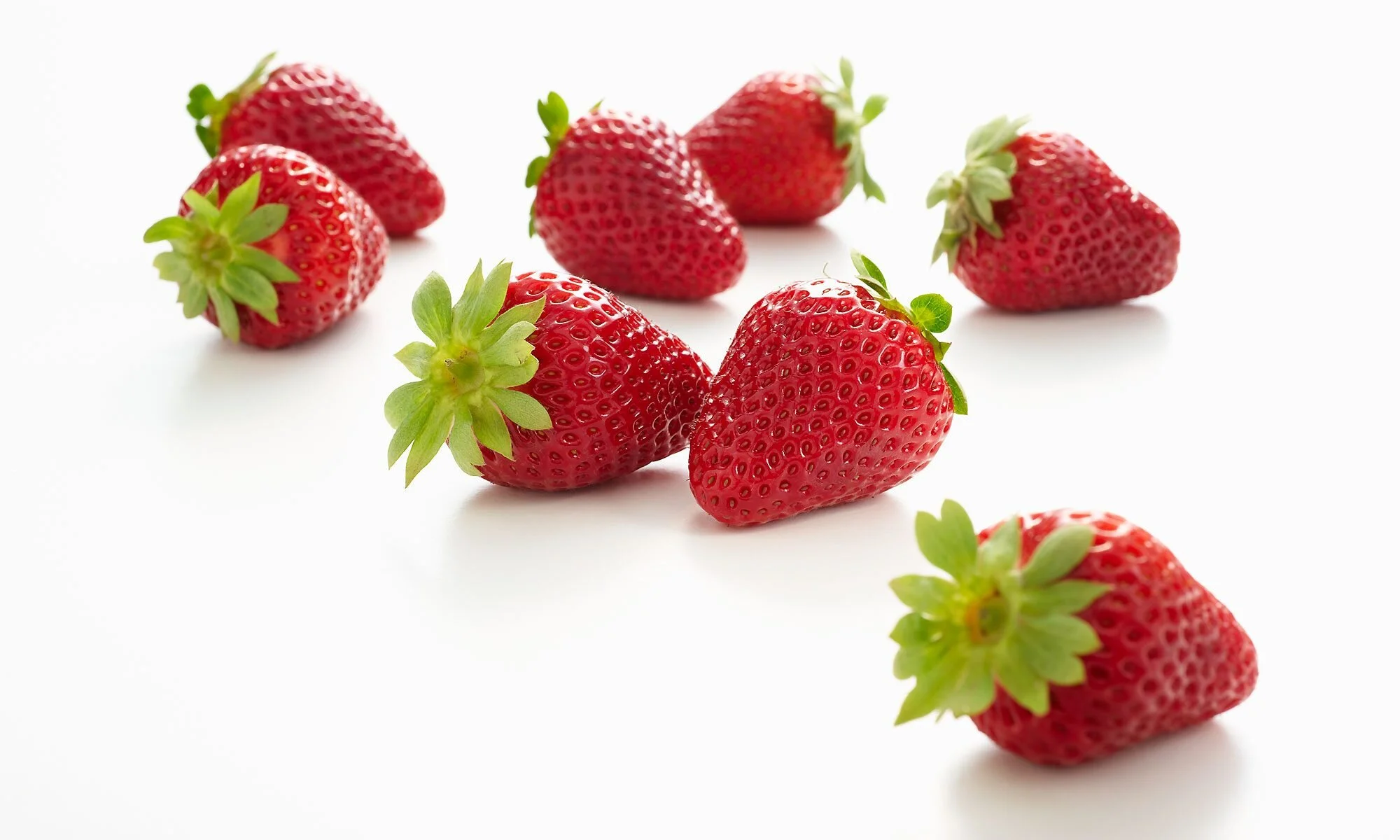 cropped-strawberries-group.jpeg