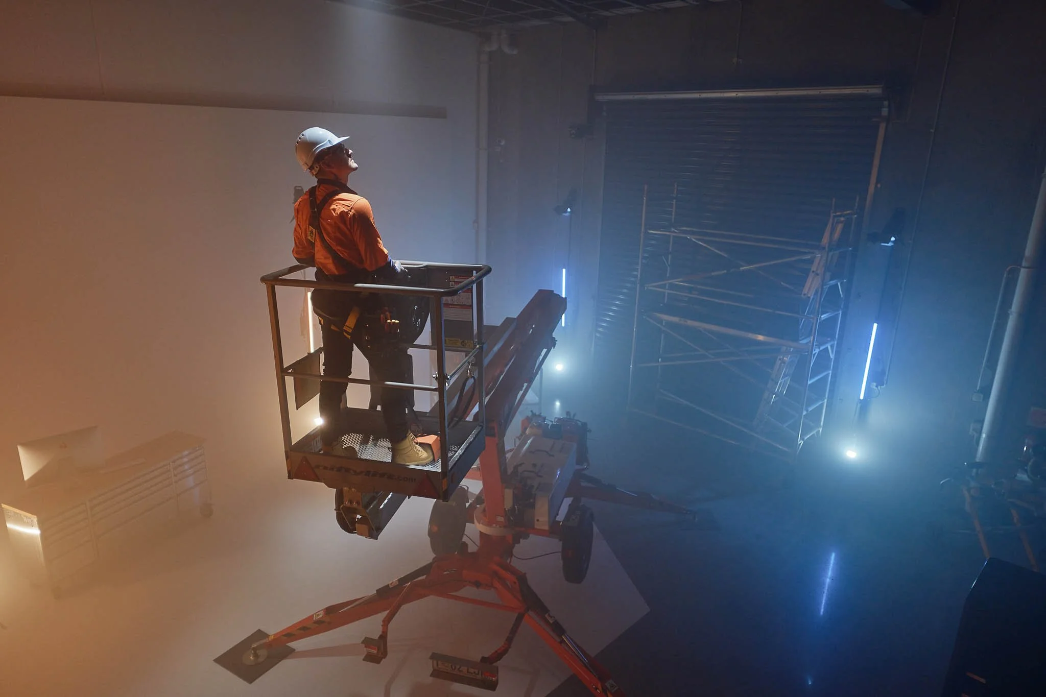 Oi - Production, shoot, sound design, edit and co-direction with Mick Fennelly. Score by Saxon Hornet & Animation by AWF