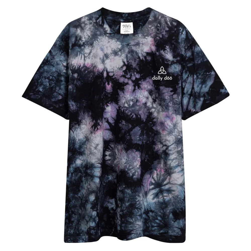Stay Groovy Oversized tie-dye Coven T — dally döö