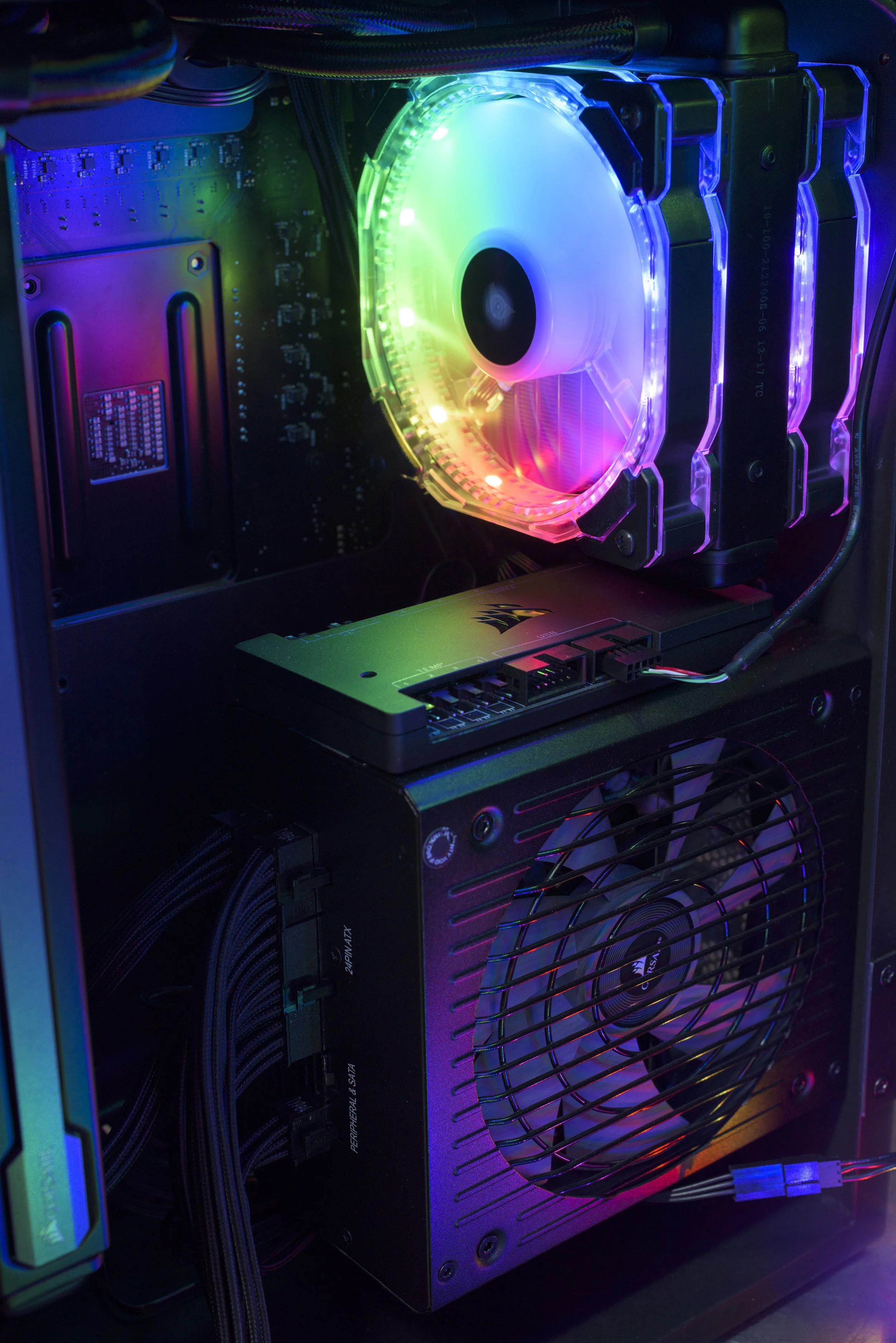  Corsair Lighting Kit with RGB Fans 