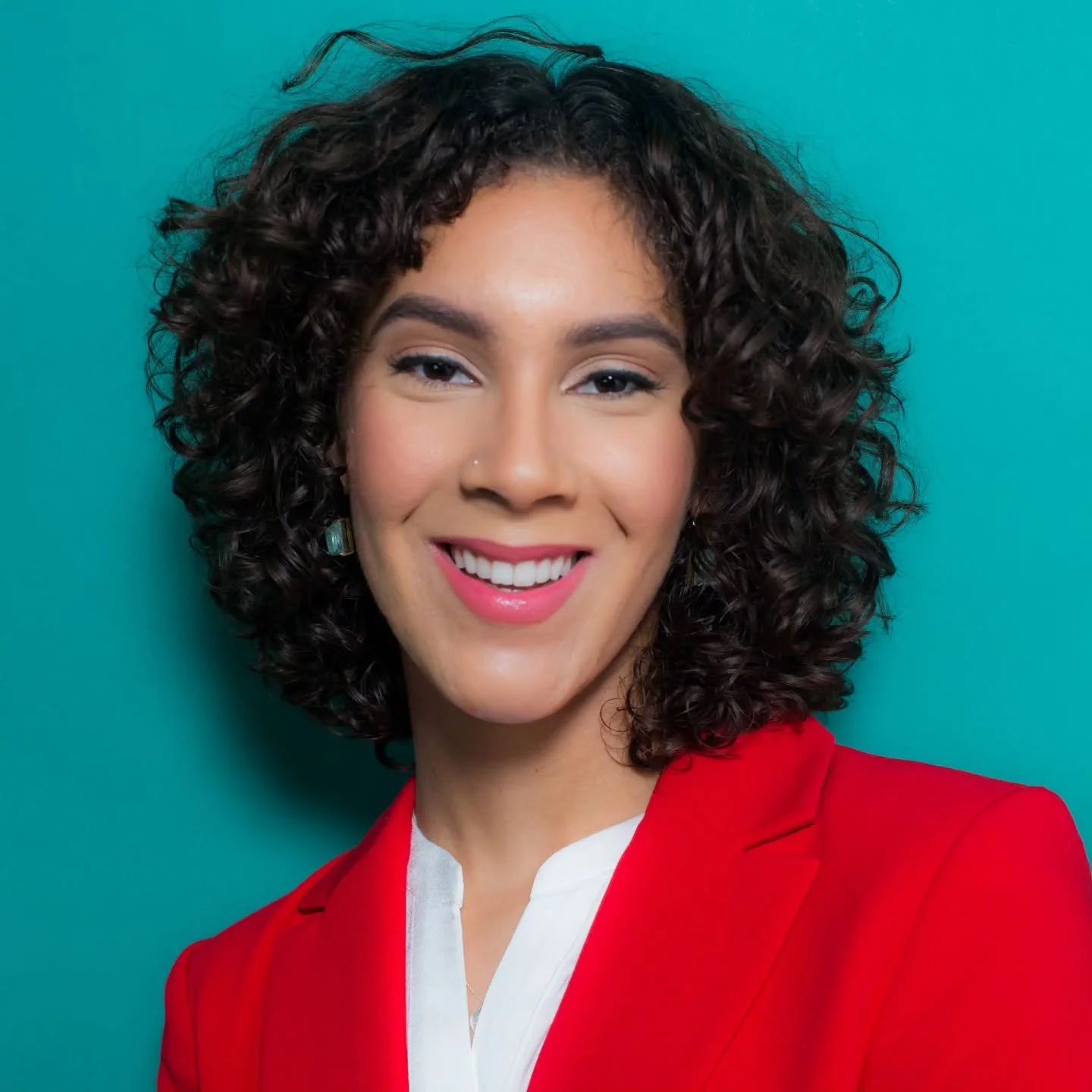 To all my corporate, 9-5 ladies, spring has officially sprung so how are we showing up to the office (or virtual meetings) on Monday?

I personally am looking forward to adding brighter colors with blush and lip glosses; think melon, fuschia, orchid.