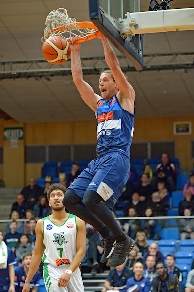 Sals NBL Player of the game, Damon Heuir