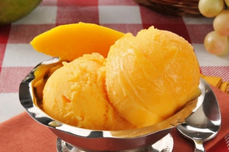Mango ice cream