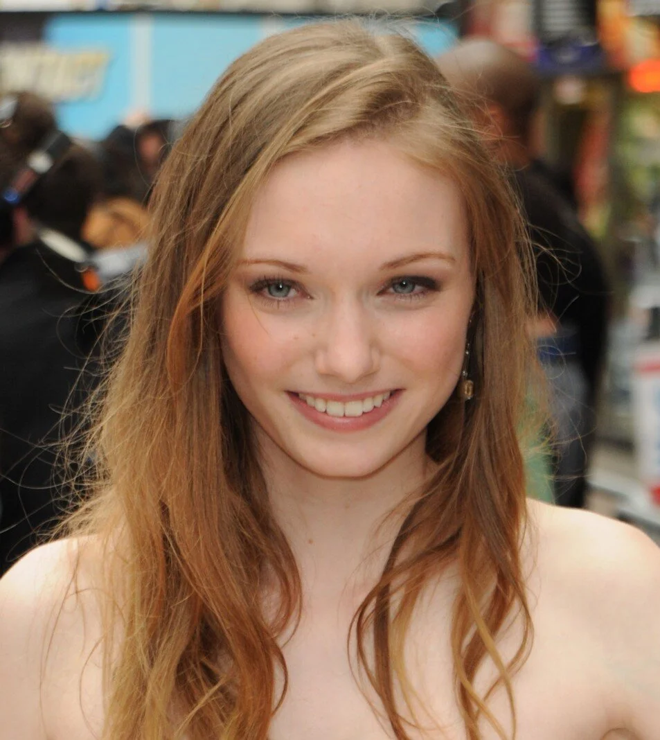 Eleanor Tomlinson