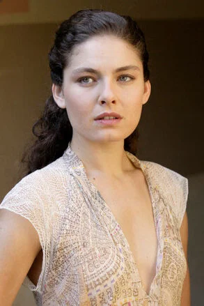 Alexa Davalos