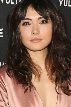 Daniella Pineda