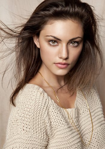 Phoebe Tonkin