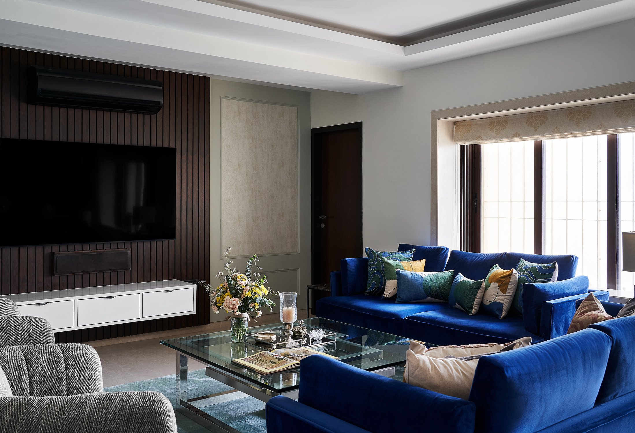 Apartment living room 2.jpg