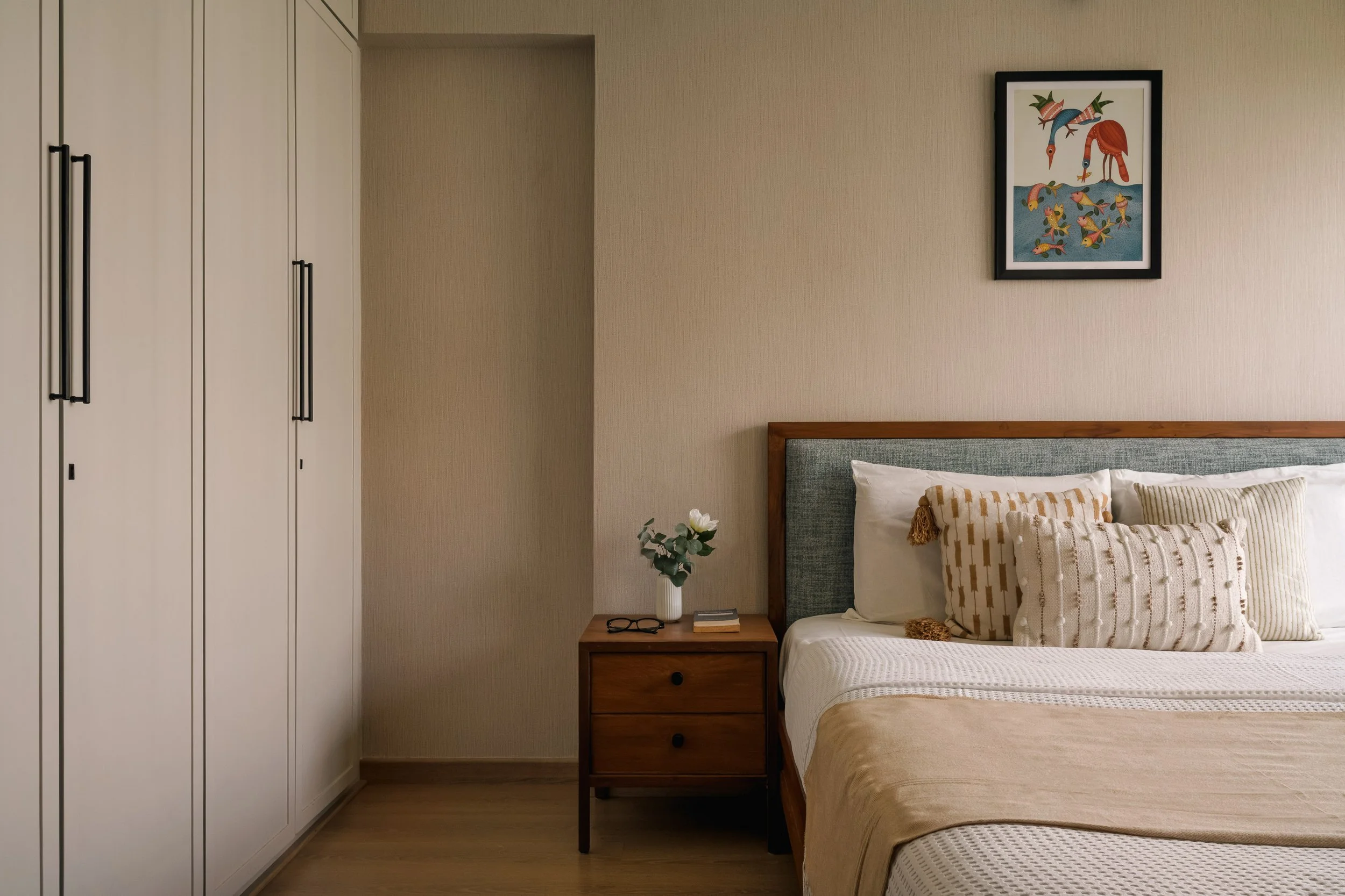 3- Master bedroom - bed & wardrobe design.jpg