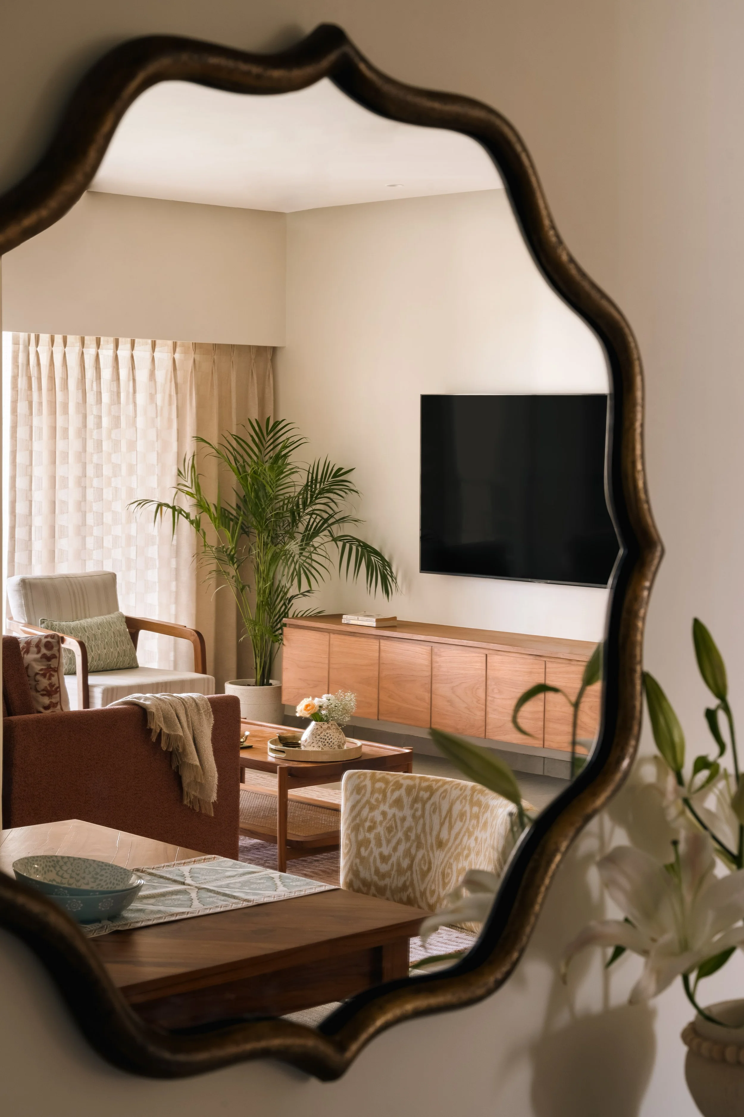 8 - crockery cabinet mirror.jpg
