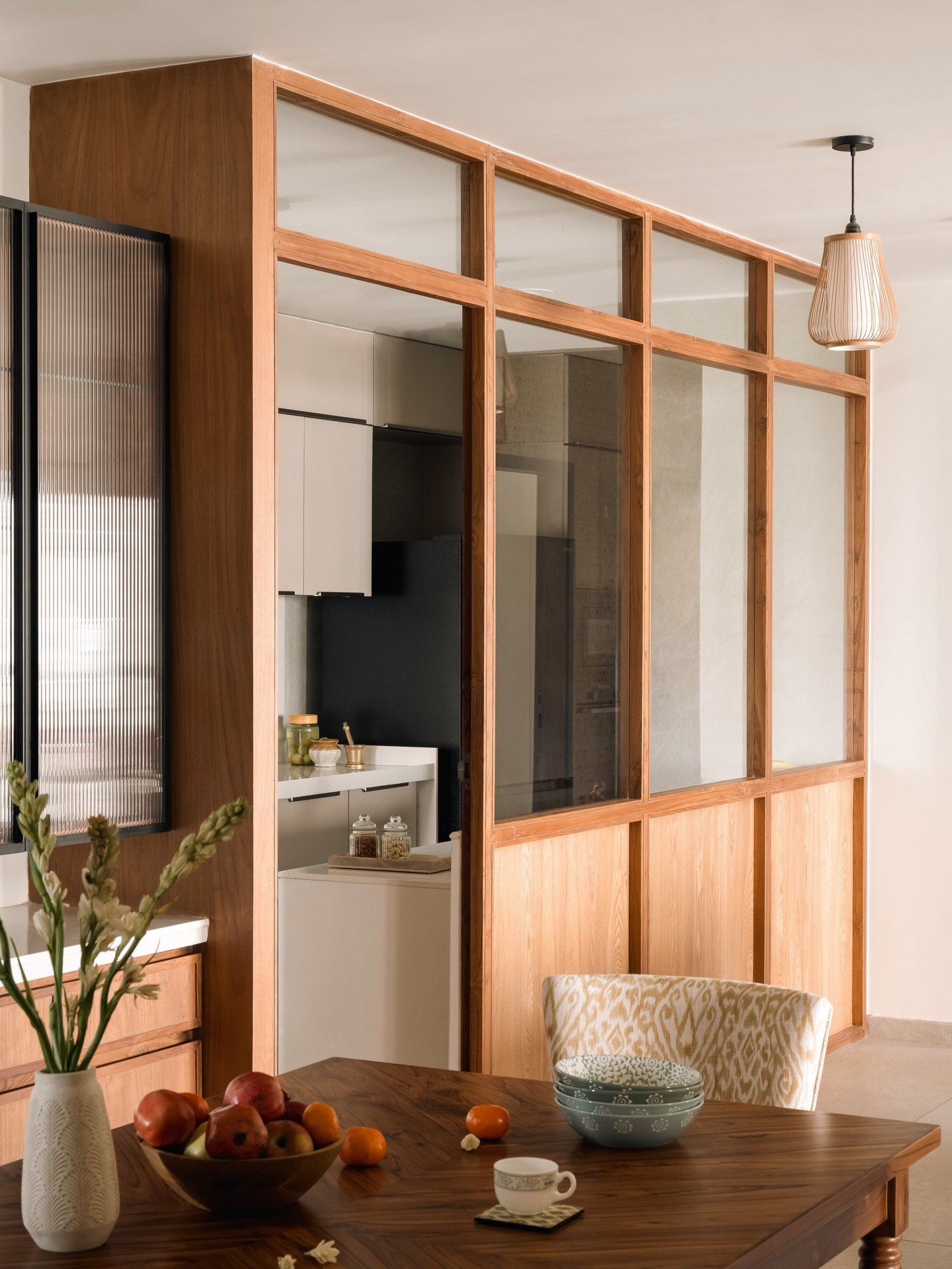 RESIDENCE RS: Where Modern meets Cozy 🧡

It&rsquo;s a home which showcases a masterful symphony of colour, form and texture.

A classic pairing of real solid wood finishes, with natural fabrics and cane textures, gives this home a timeless look, tha