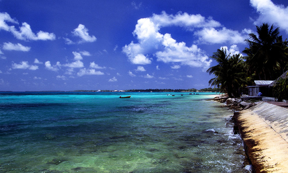 A beach at Funafuti atoll, Tuvalu, on a sunny day CC BY 2.0 Stefan Lins