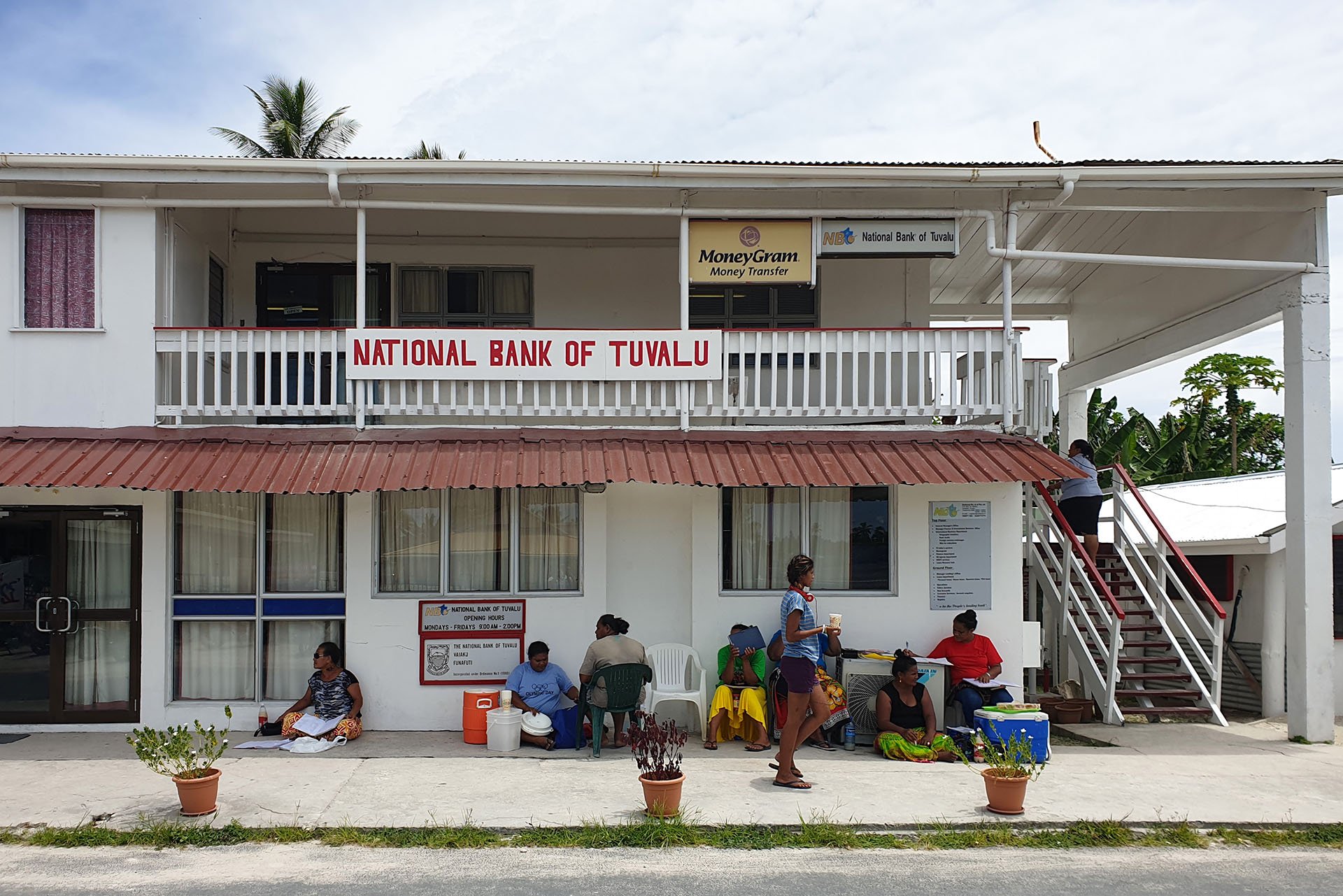 20191031_110910_National bank of Tuvalu Funafuti_1920x1280.jpg