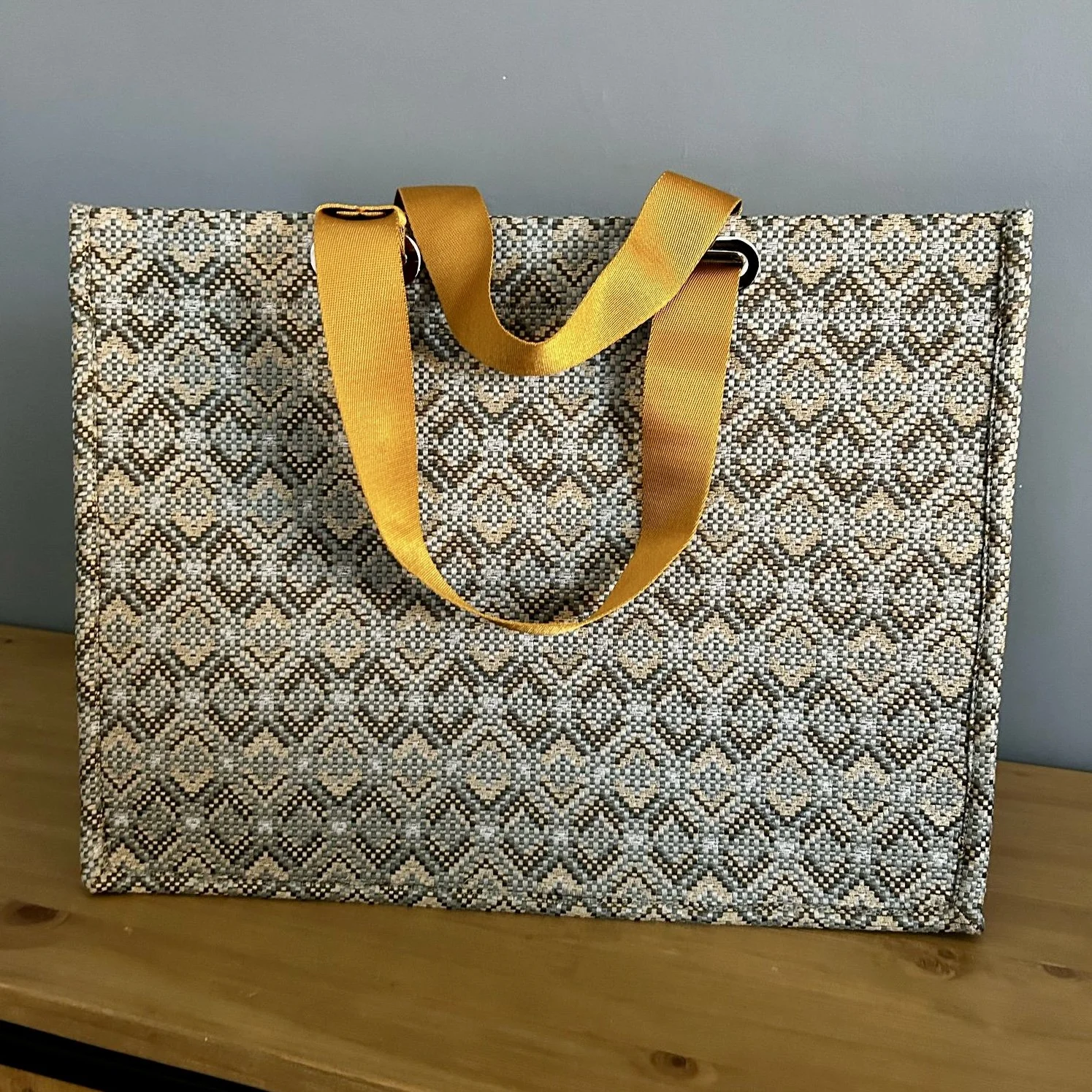 SPN14 - Shopper -10.jpg