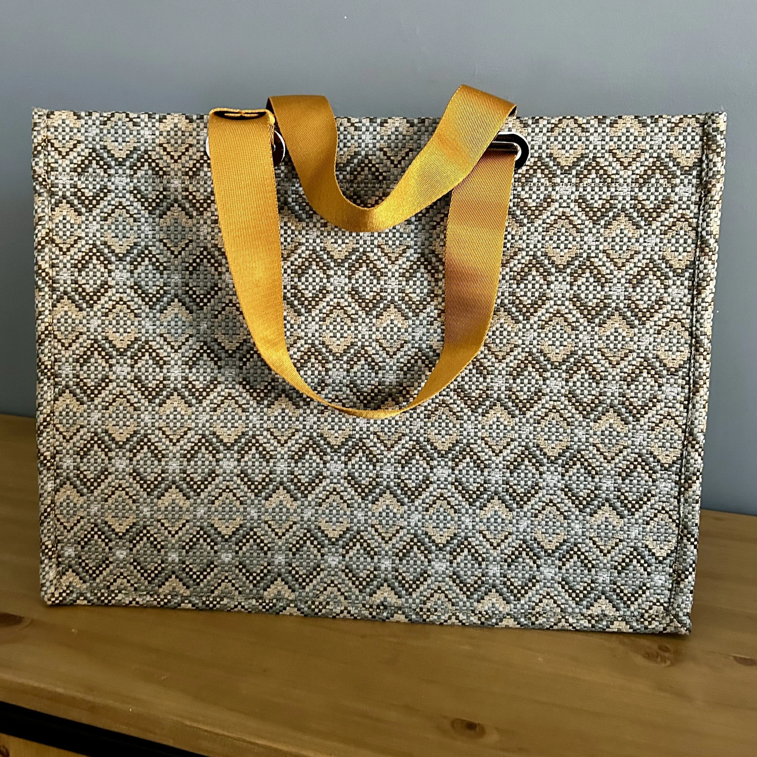 SPN14 - Shopper -03.jpg