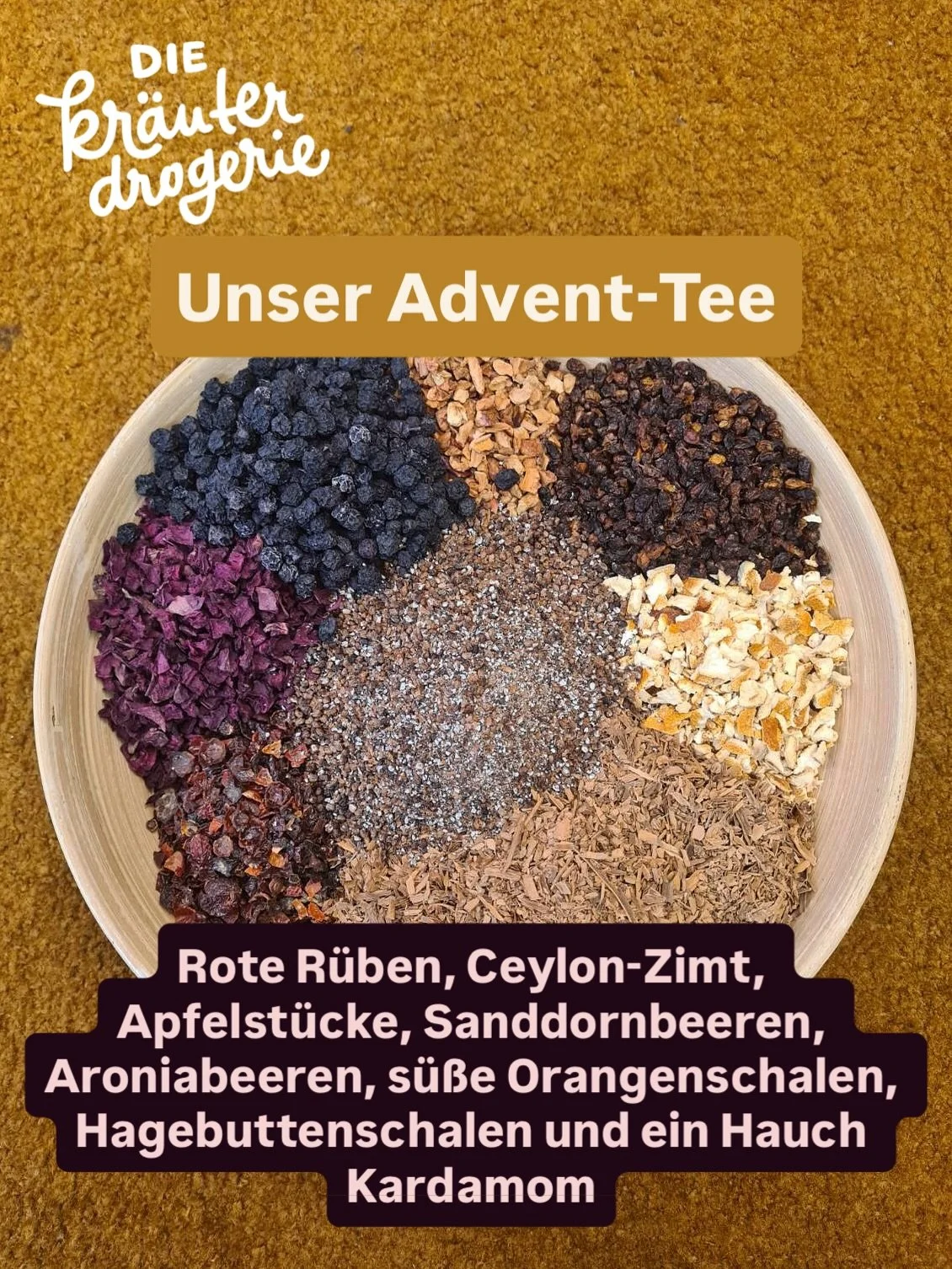 ✨ Unser ADVENT-TEE!  frisch gemischt ✨
So sieht Vorfreude aus &ndash; und duftet auch so! 🎄💫

Rote R&uuml;ben, Ceylon-Zimt, Apfelst&uuml;cke, Sanddornbeeren, Aroniabeeren, s&uuml;&szlig;e Orangenschalen, Hagebuttenschalen und ein Hauch Kardamom. 🌿